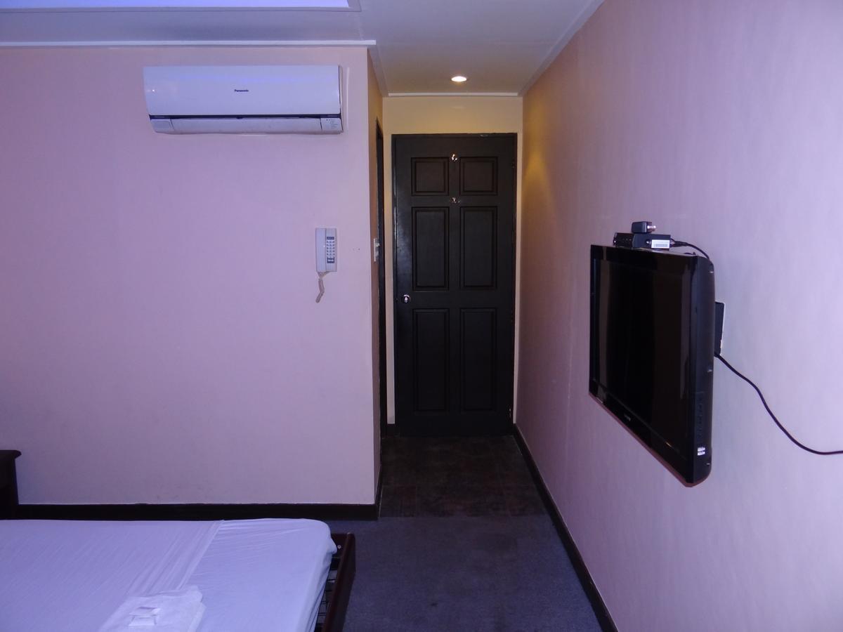 Elegance Guesthouse Pasay Dış mekan fotoğraf
